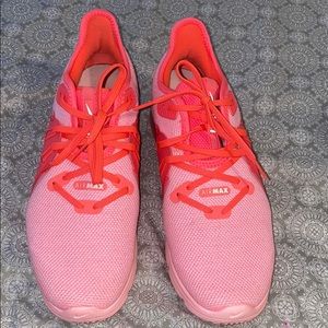 Nike air max woman pink sneakers